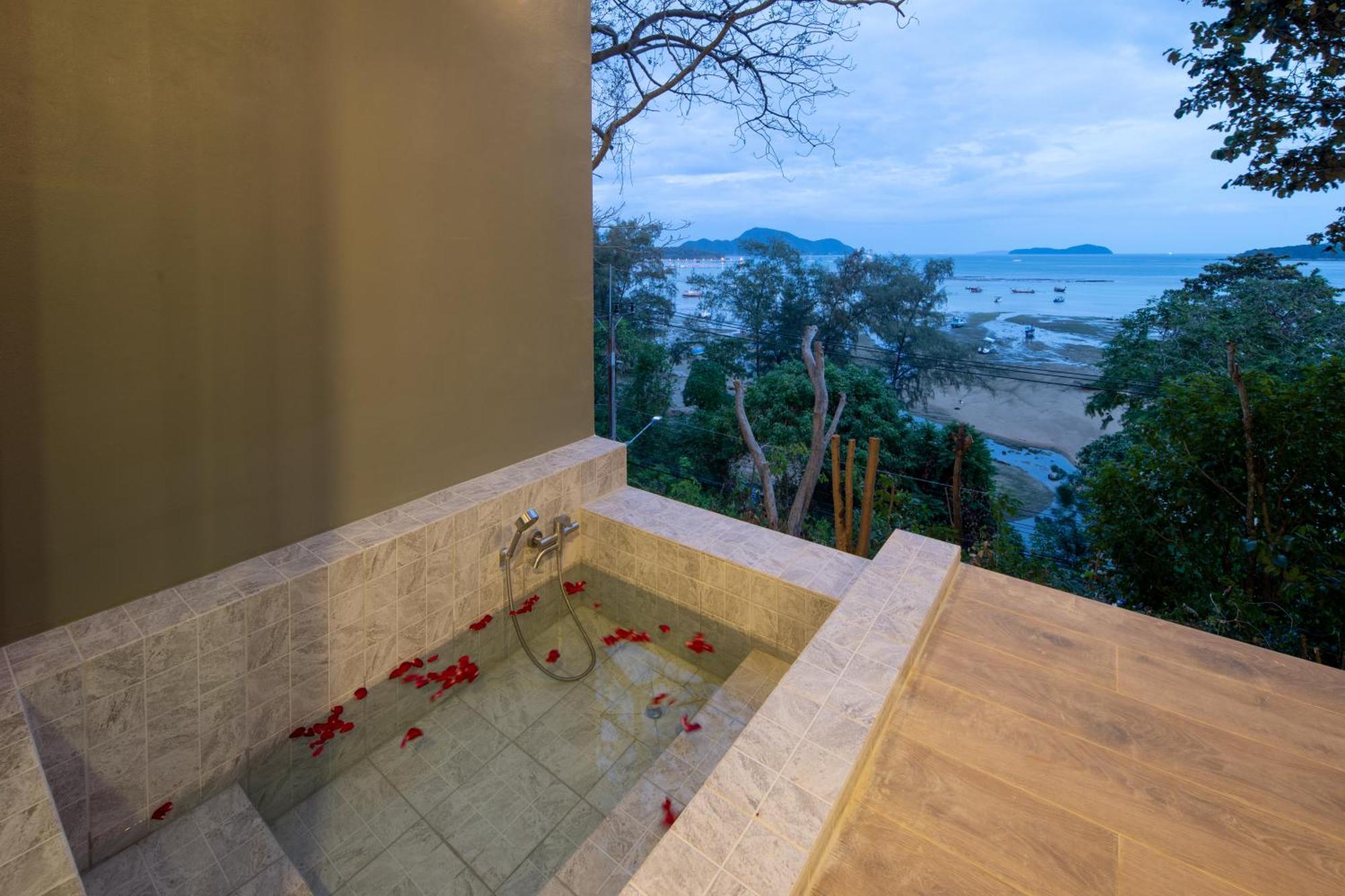 Nature Vista Rawai Nai Harn Ngoại thất bức ảnh